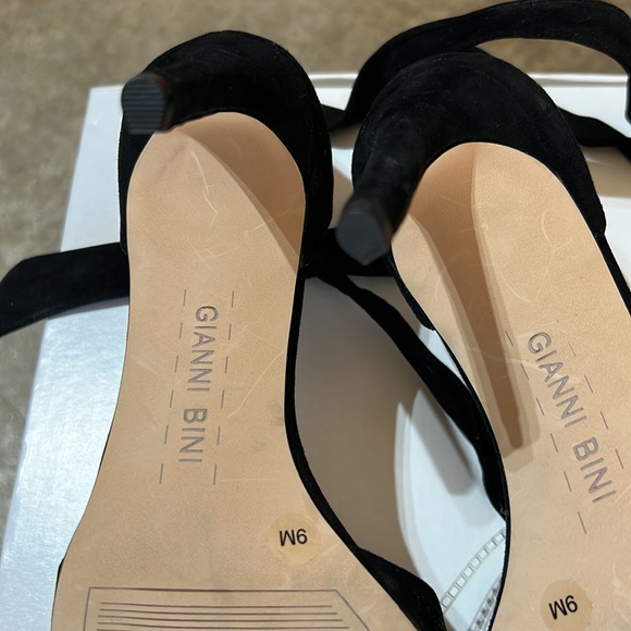 GIANNI BINI Belinda Black Heels - Picture 5 of 6